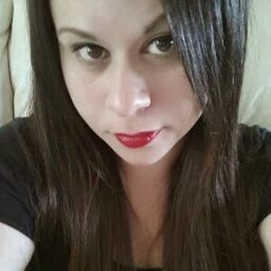 Meet your Posher, Iza